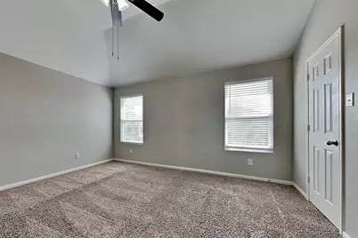 16731 N Blue Jay Drive, Conroe, TX 77385 - Photo 11
