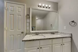 16731 N Blue Jay Dr, Conroe, TX 77385 - Photo 13