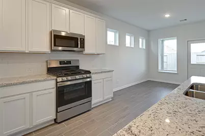 939 Summer Village Way, Rosenberg, TX 77469 - Photo 17