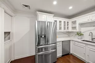 3711 San Felipe St, Houston, TX 77027 - Photo 15