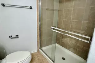 13600 Breton Ridge St, Houston, TX 77070 - Photo 9