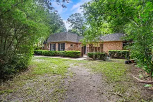 1216 Oak Hollow Dr, Dickinson, TX 77539 - Photo 3