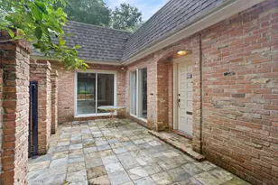 1216 Oak Hollow Dr, Dickinson, TX 77539 - Photo 35