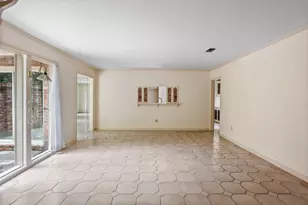1216 Oak Hollow Dr, Dickinson, TX 77539 - Photo 15
