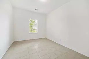 8711 Willet St, Baytown, TX 77521 - Photo 5
