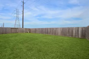 8711 Willet St, Baytown, TX 77521 - Photo 9