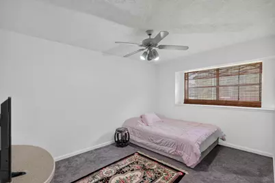 9810 Halliford Drive, Houston, TX 77031 - Photo 25