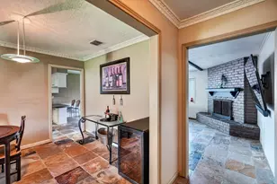 9810 Halliford Dr, Houston, TX 77031 - Photo 5