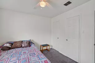 9810 Halliford Dr, Houston, TX 77031 - Photo 21