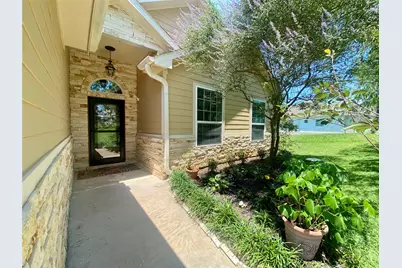 293 Twin Magnolia, Onalaska, TX 77360 - Photo 5
