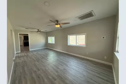 1129 Beech Street, Baytown, TX 77520 - Photo 3