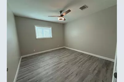 1129 Beech Street, Baytown, TX 77520 - Photo 13
