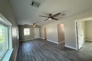 1129 Beech St, Baytown, TX 77520 - Photo 5