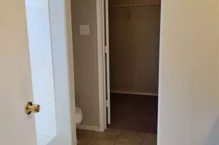 6055 Green Heather Ln, Houston, TX 77085 - Photo 13