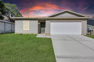 164 Goldenrod, Livingston, TX 77351 - Photo 1