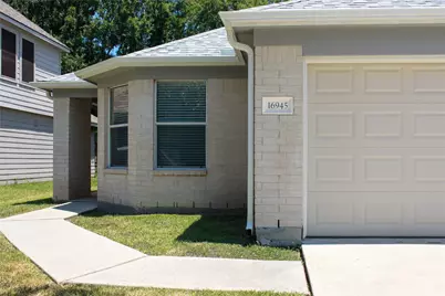 16945 Scenic Knoll, Conroe, TX 77385 - Photo 3