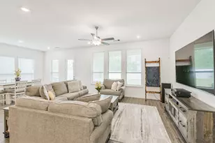 9411 Thornbluff Crk Ct, Porter, TX 77365 - Photo 7