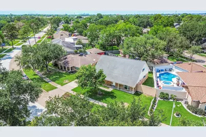 12011 Kirknoll Drive, Houston, TX 77089 - Photo 3