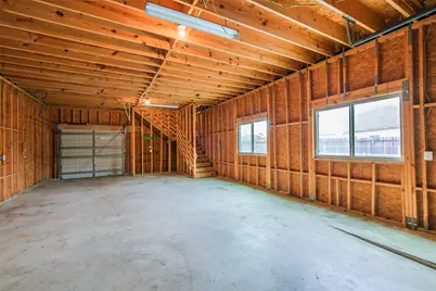 6811 Gonzales Point, Manvel, TX 77578 - Photo 9