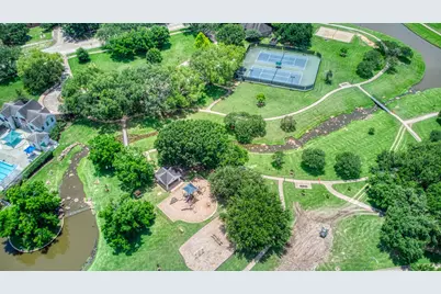 427 Birch Hill Drive, Sugar Land, TX 77479 - Photo 35