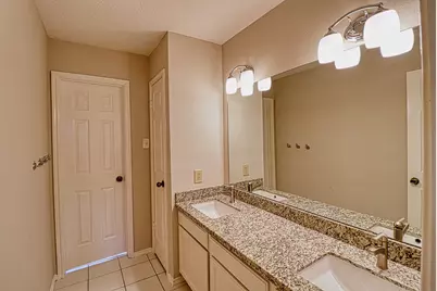 427 Birch Hill Drive, Sugar Land, TX 77479 - Photo 25