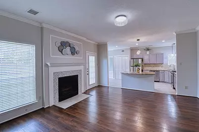 427 Birch Hill Drive, Sugar Land, TX 77479 - Photo 7