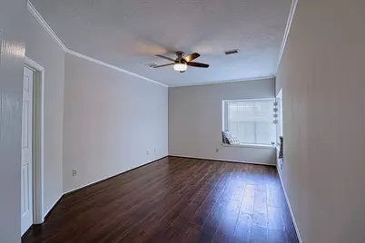 427 Birch Hill Drive, Sugar Land, TX 77479 - Photo 15