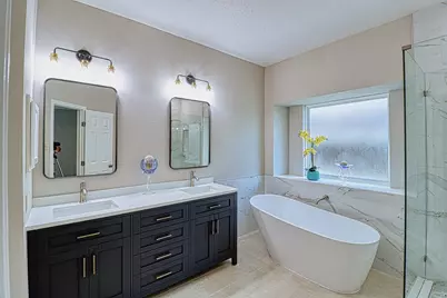427 Birch Hill Drive, Sugar Land, TX 77479 - Photo 19