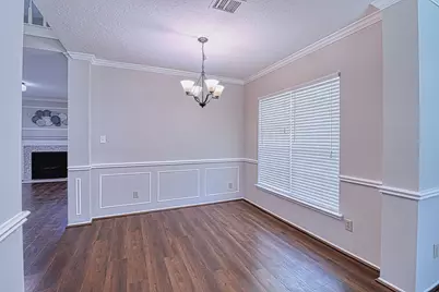 427 Birch Hill Drive, Sugar Land, TX 77479 - Photo 3
