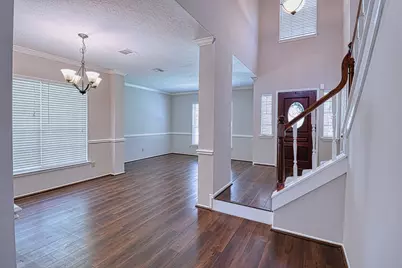 427 Birch Hill Drive, Sugar Land, TX 77479 - Photo 5