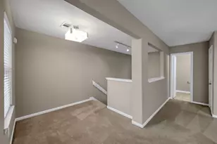 179 Binnacle Ct, Willis, TX 77318 - Photo 5