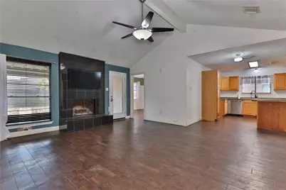 3 Ranch House Loop, Angleton, TX 77515 - Photo 5