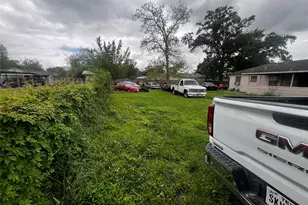 8038 Talton St, Houston, TX 77028 - Photo 15
