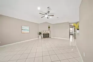 9526 Langdon Ln, Houston, TX 77036 - Photo 3