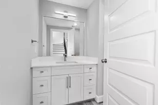 1210 W 17th St, Houston, TX 77008 - Photo 19