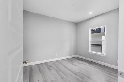 1210 W 17th Street #E, Houston, TX 77008 - Photo 5