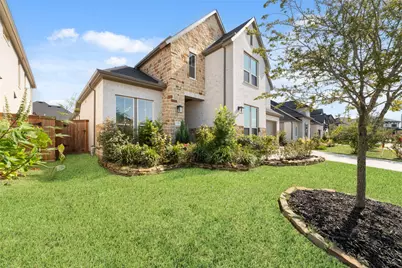 32018 Crested Knoll Court, Fulshear, TX 77441 - Photo 3
