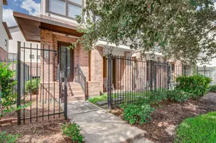 2818 Polk St, Houston, TX 77003 - Photo 1