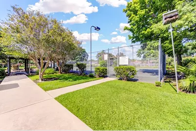 7965 Kendalia Drive, Houston, TX 77036 - Photo 37