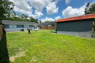 1514 W 21st St, Houston, TX 77008 - Photo 3
