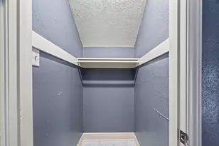 4901 Burning Tree Dr, Baytown, TX 77521 - Photo 29