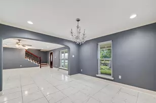 4901 Burning Tree Dr, Baytown, TX 77521 - Photo 7