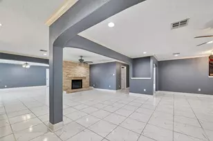 4901 Burning Tree Dr, Baytown, TX 77521 - Photo 15