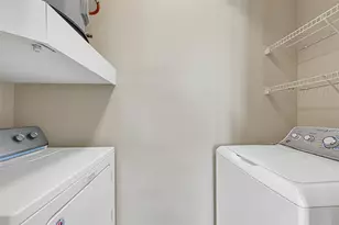 7575 Kirby Dr, Houston, TX 77030 - Photo 17