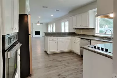 15506 Swan Creek Drive, Houston, TX 77095 - Photo 5
