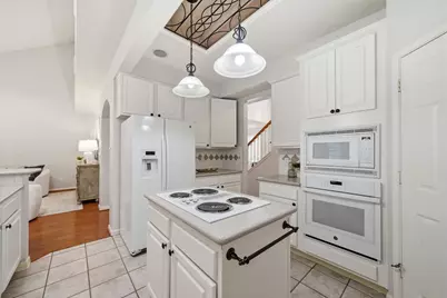 10711 N Belmont Court, Houston, TX 77065 - Photo 13