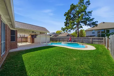 10711 N Belmont Court, Houston, TX 77065 - Photo 31