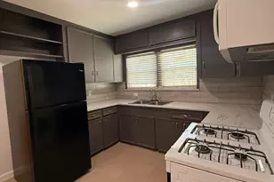 12905 Orleans St, Houston, TX 77015 - Photo 9