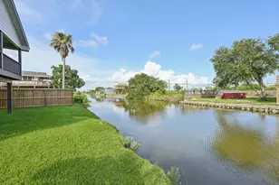 6935 W Holiday St, Hitchcock, TX 77563 - Photo 39