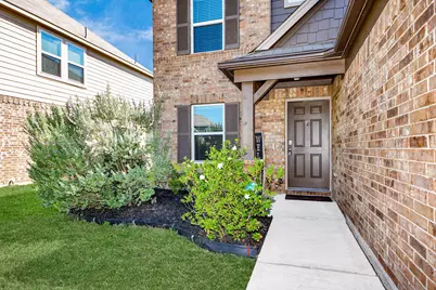 8815 Bison Meadow Trail, Rosharon, TX 77583 - Photo 3